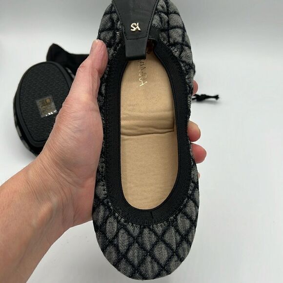 YOSI SAMRA WOMEN'S SAMARA QUILTED DENIM, BLACK Size 5 B15 - Picture 8 of 8